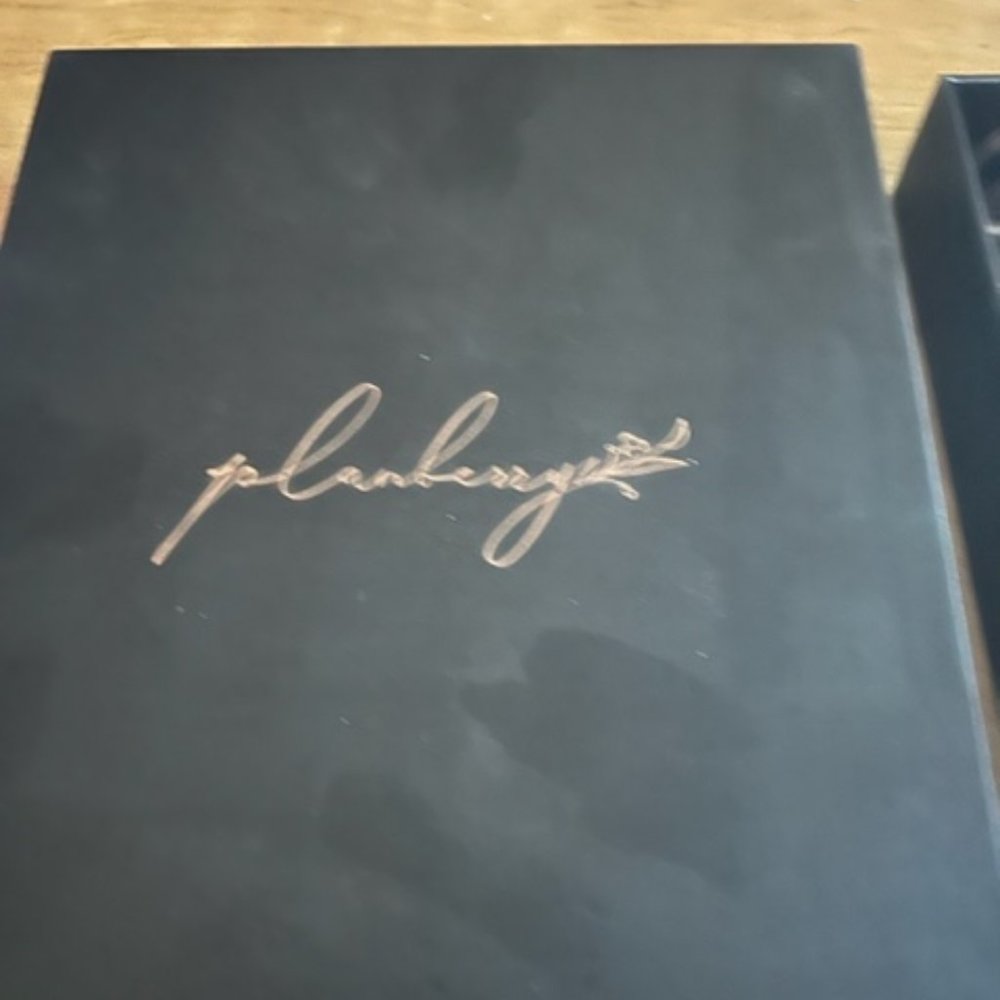 Planberry weekly planner, new in box.